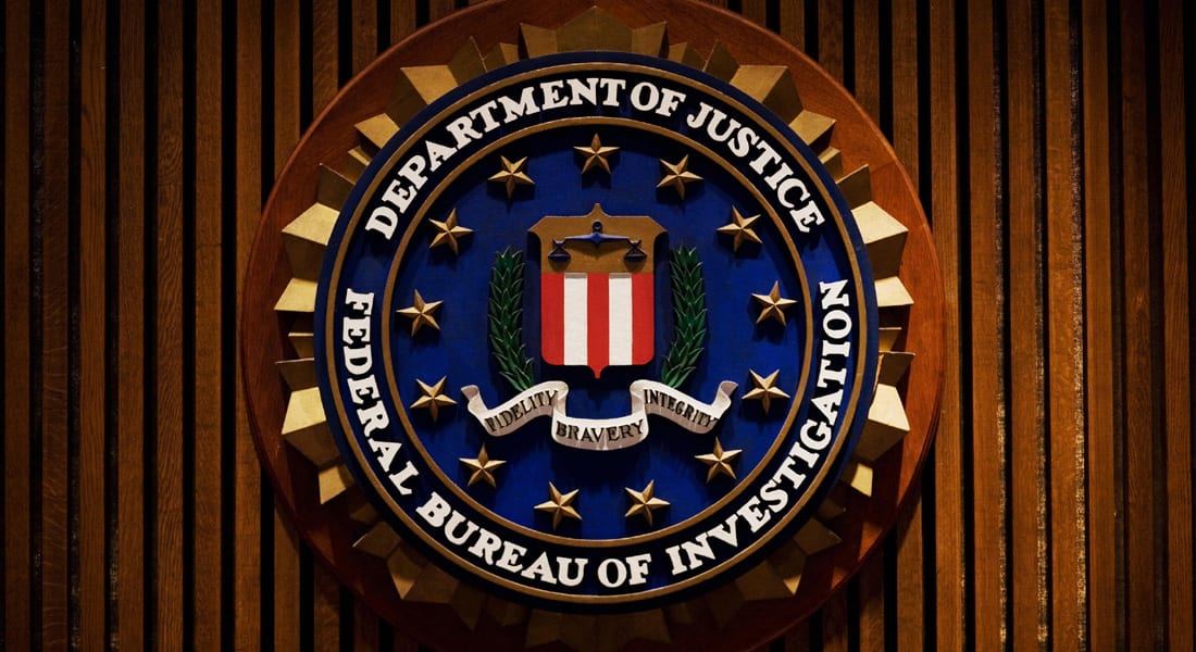 العدل الأمريكية: الـFBI فك شيفرة هاتف منفّذ هجوم سان بيرناردينو دون العودة لشركة أبل