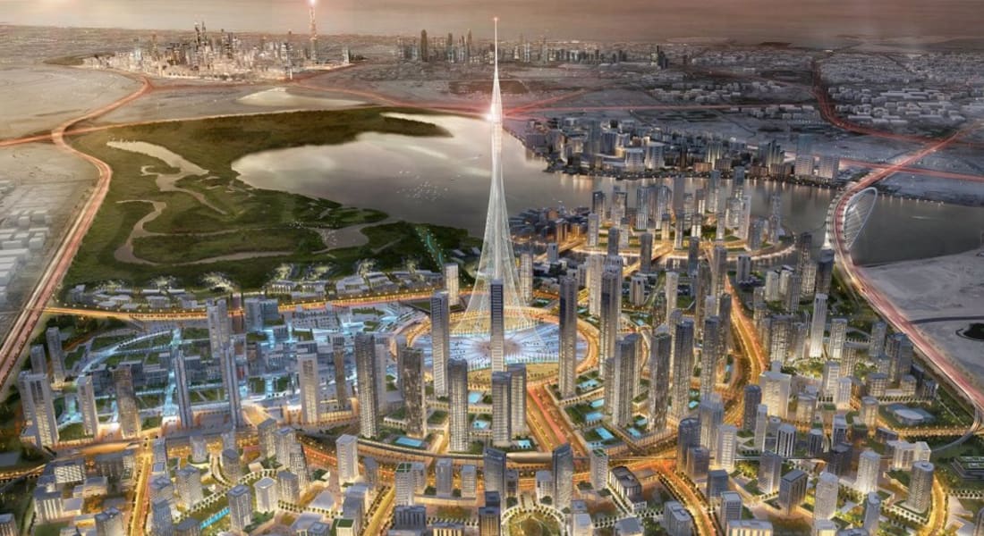 حاكم دبي ينشر صورة نادرة له معلناً عن ناطحة سحاب أعلى من برج خليفة