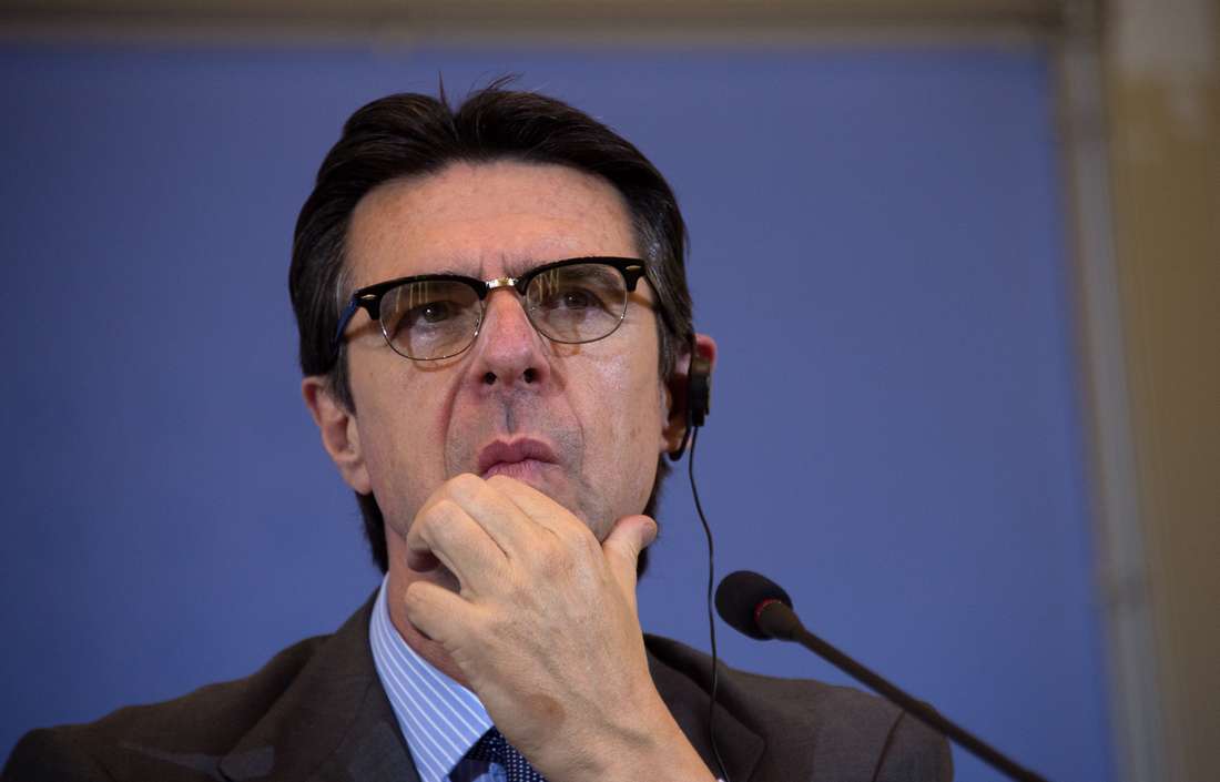 وزير الصناعة الإسباني يستقيل بسبب ورود اسمه في "وثائق بنما"