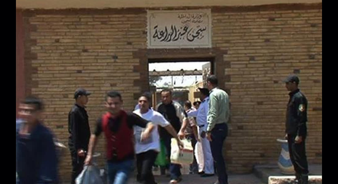 بالصور: الداخلية المصرية تعلن الإفراج بالعفو عن 859 معتقلا بـ"عيد تحرير سيناء".. وتنفي هجوم الإخوان على الشرطة