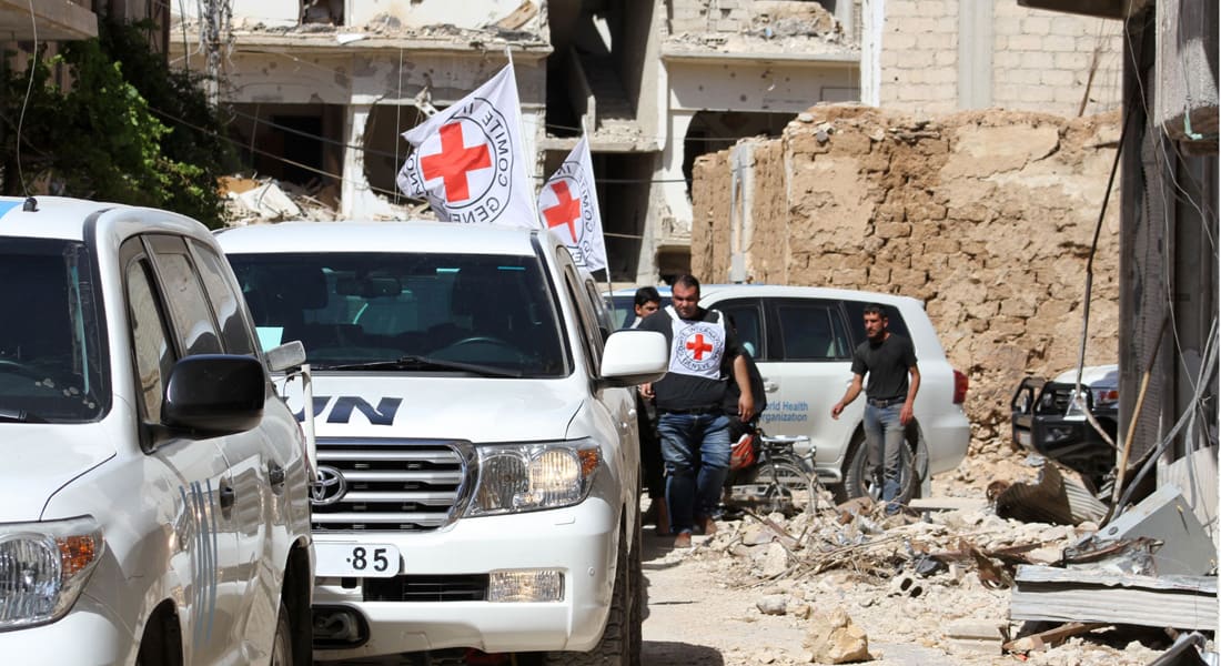 المرصد السوري: النظام يقصف داريا بعشرات البراميل المتفجرة بعد ساعات من دخول مساعدات إنسانية