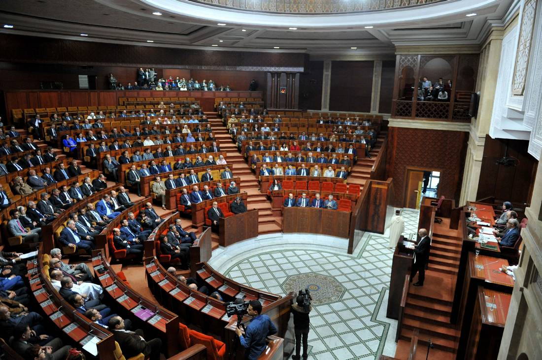 مجلس النواب المغربي يُصادق على مشروع قانون الصحافة والنشر