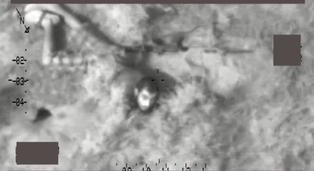 بالفيديو.. هل يمكن لمقاتلي داعش تمويه الطائرات من السماء؟ إليكم مدى دقة الرؤية والقدرة على كشف حتى تفاصيل الوجه