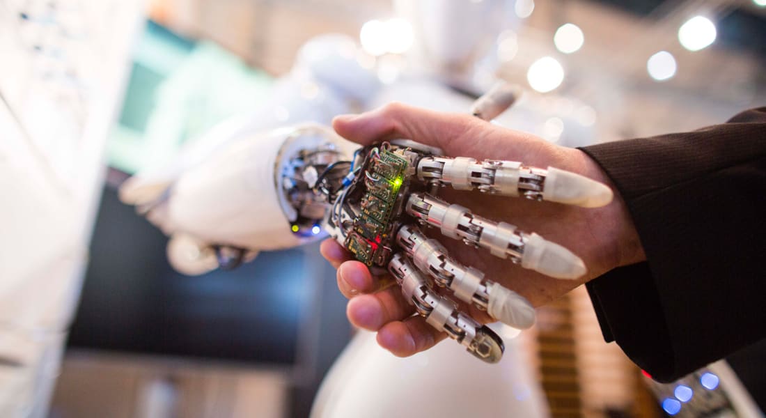 إلون موسك ومجموعة من عمالقة التكنولوجيا يستثمرون مليار دولار بالذكاء الاصطناعي