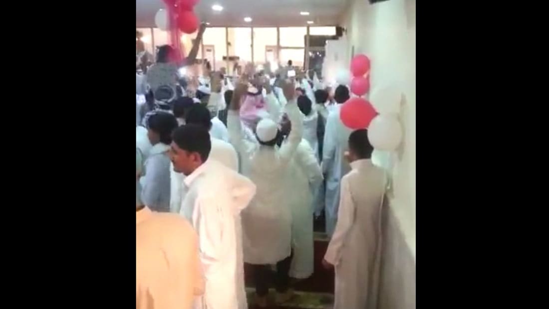بالفيديو.. استدعاء إمام مسجد باصبرين في جدة للتحقيق بعد مقطع "الرقص بالجامع"
