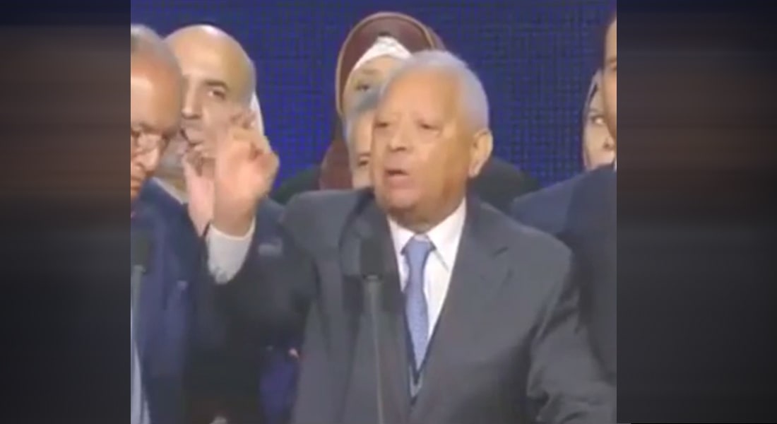 بالفيديو.. استمرار تداول مقطع كلمة وزير أردني سابق بمؤتمر المعارضة الإيرانية.. ومغردون يصفونها بـ"كلمة نارية" 