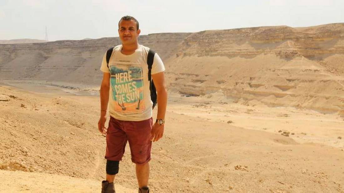 مصري يعاني الشلل يستعد لتسلّق "توبقال".. ثاني أعلى قمة جبلية بإفريقيا