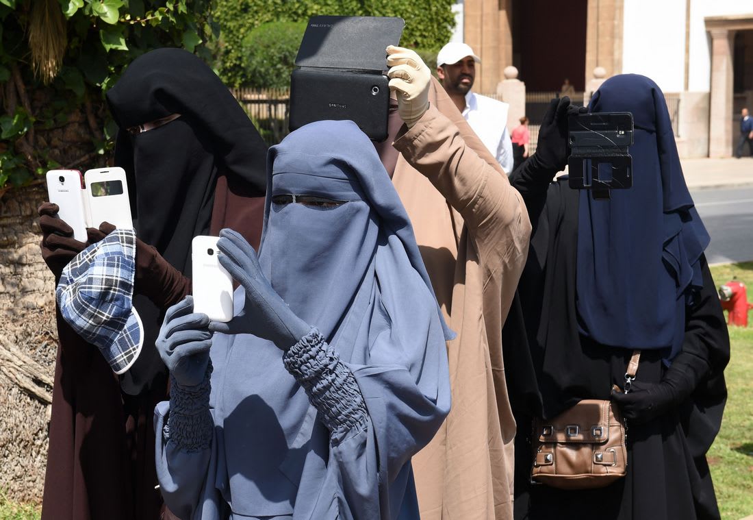 السلطات المحلية بالمغرب تمنع خياطة وتسويق لباس البرقع