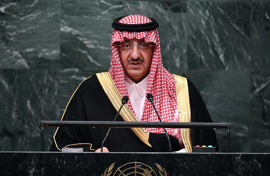 الرئيس الجزائري يستقبل ولي العهد السعودي لـ"تدعيم التعاون" بين البلدين