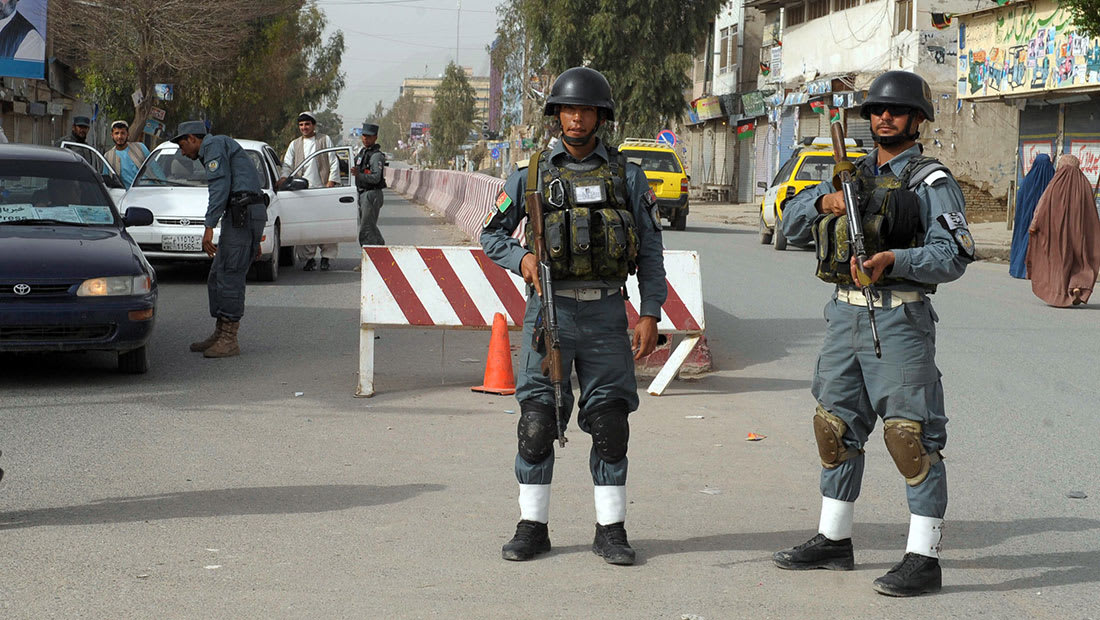 الإمارات تنعى 5 من مواطنيها بهجوم قندهار والخارجية تؤكد إصابة السفير