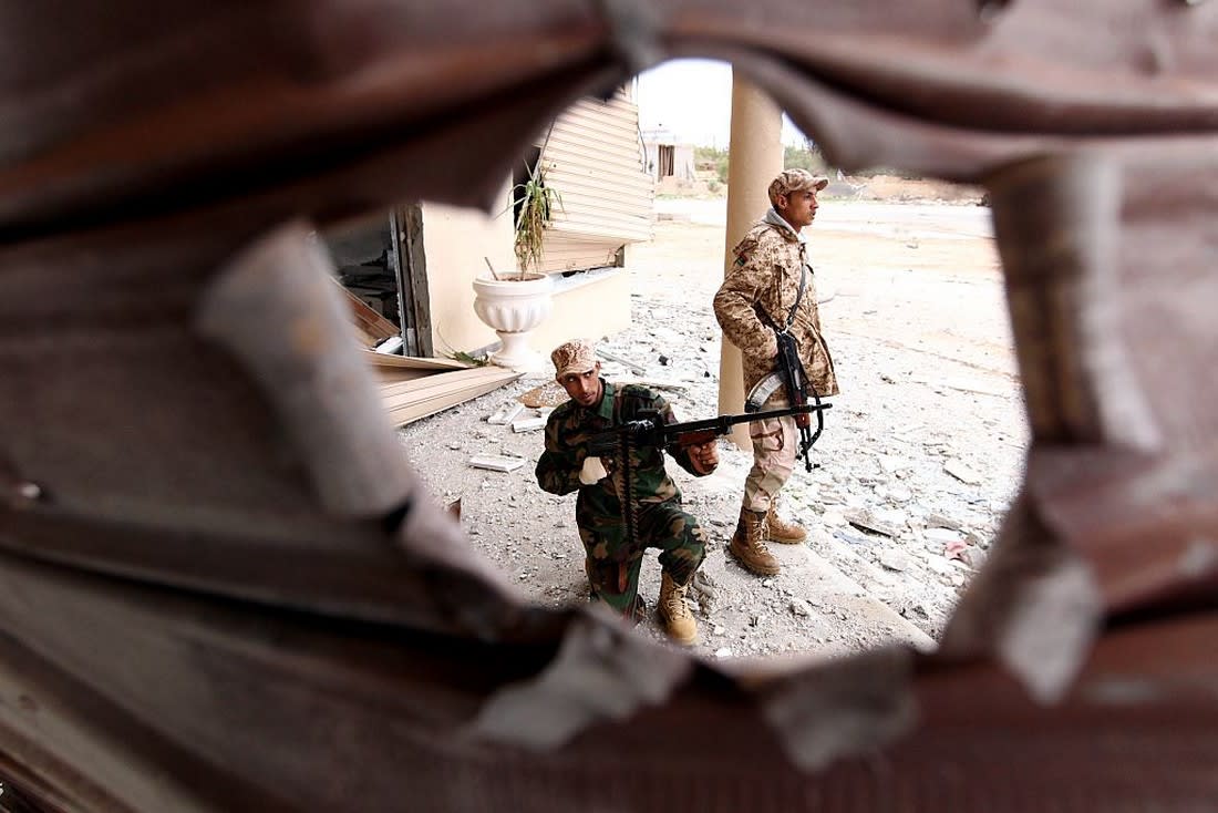 حكومة الوفاق الليبية تعلن استعادة سيطرتها على مقرّات وزارية "اقتحمتها" قوات الغويل