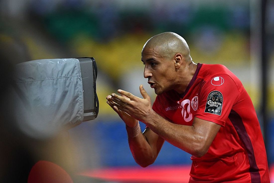 لاعبو ومدرب المنتخب التونسي يتبرعون بجزء من منحهم لضحايا البرد