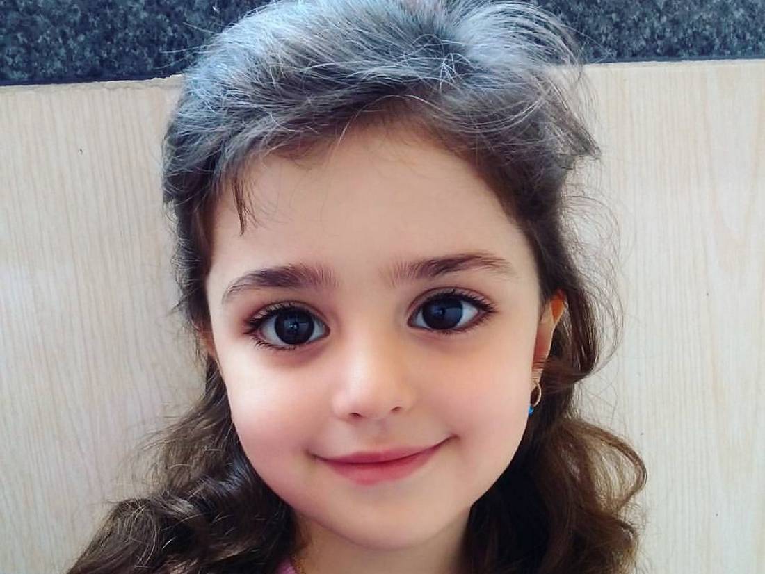 إشاعة تلاحق هذه الطفلة الجميلة عبر واتس أب في المغرب