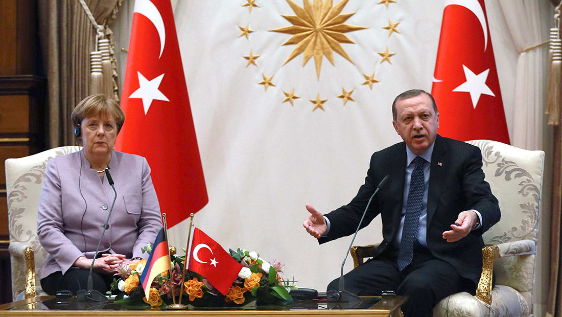 أردوغان لميركل: نرجو عدم استخدام تعبير الإرهاب الإسلامي 