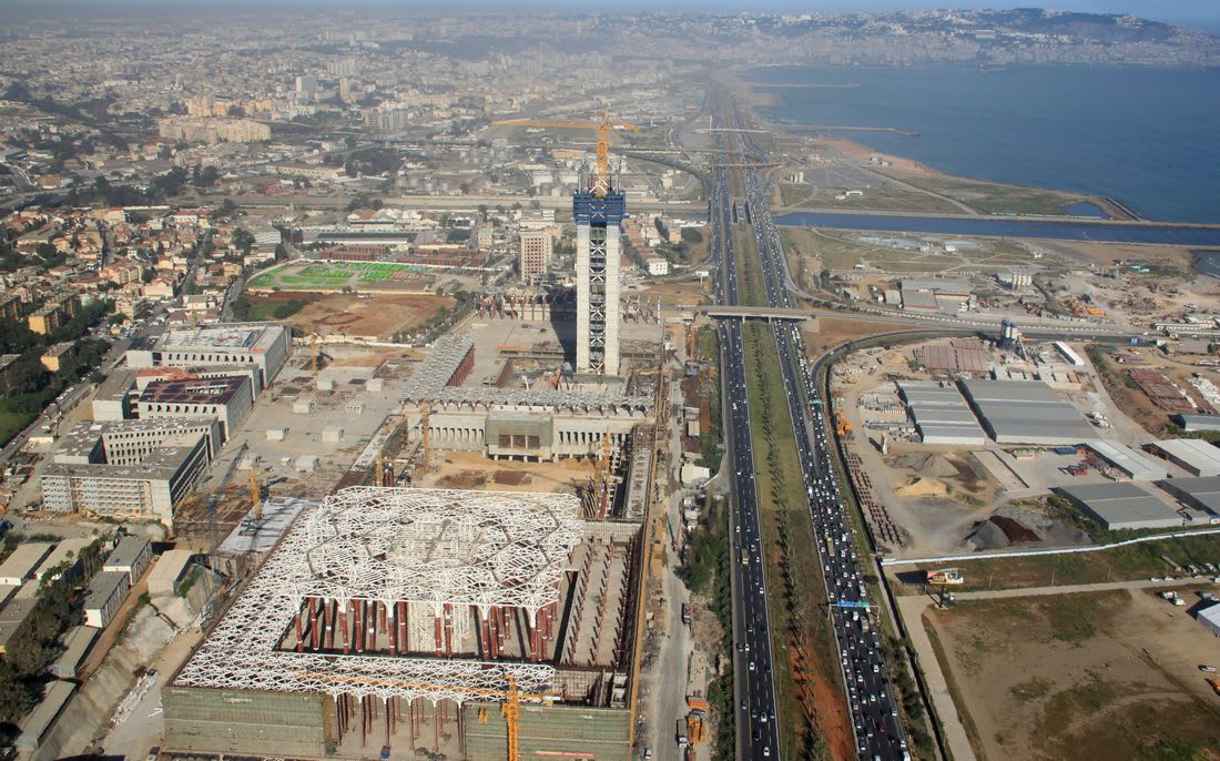 تعدّ الأعلى عبر العالم.. الجزائر تنهي أشغال مئذنة المسجد الأعظم
