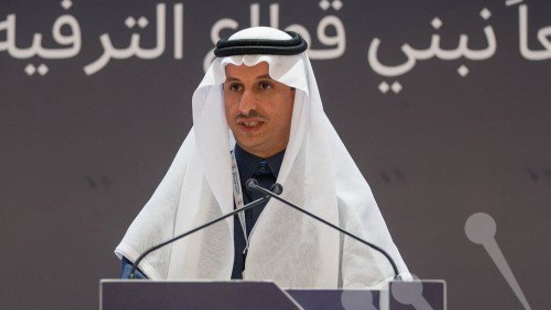تصريحات رئيس هيئة الترفيه عن "افتتاح سينما قريبا" في السعودية تثير جدلا واسعا.. ما هو موقف المفتي؟  