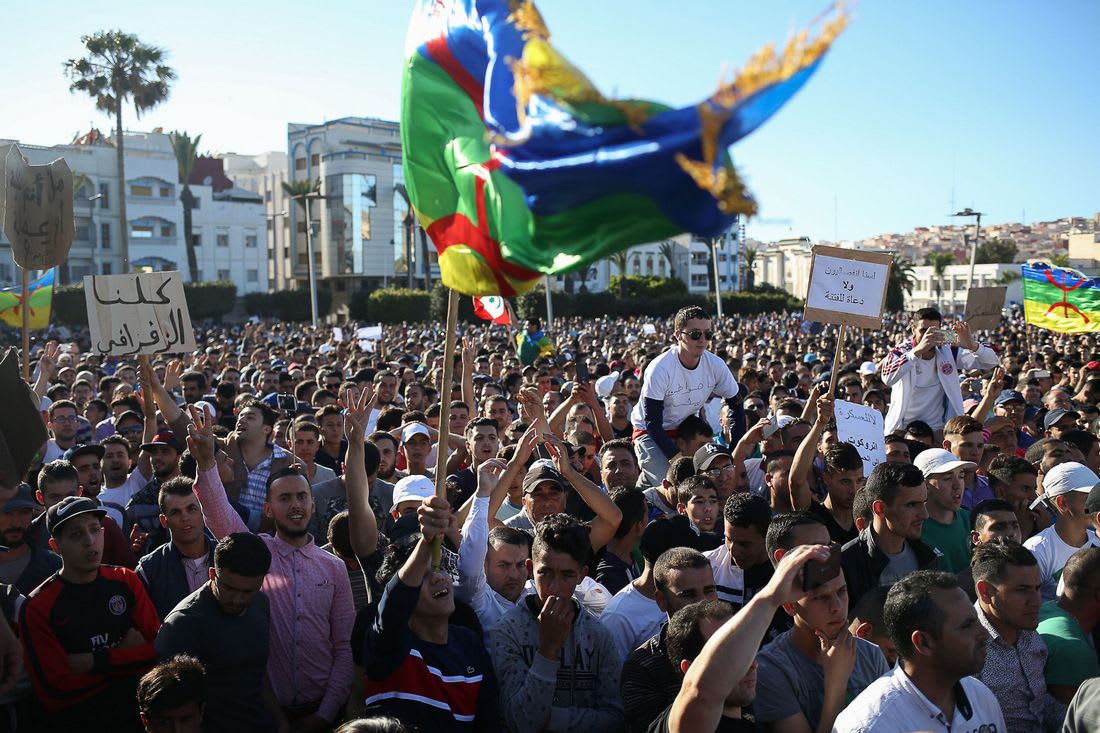 المغرب يطرد صحفيا جزائريا كان يغطي احتجاجات الريف "دون ترخيص"