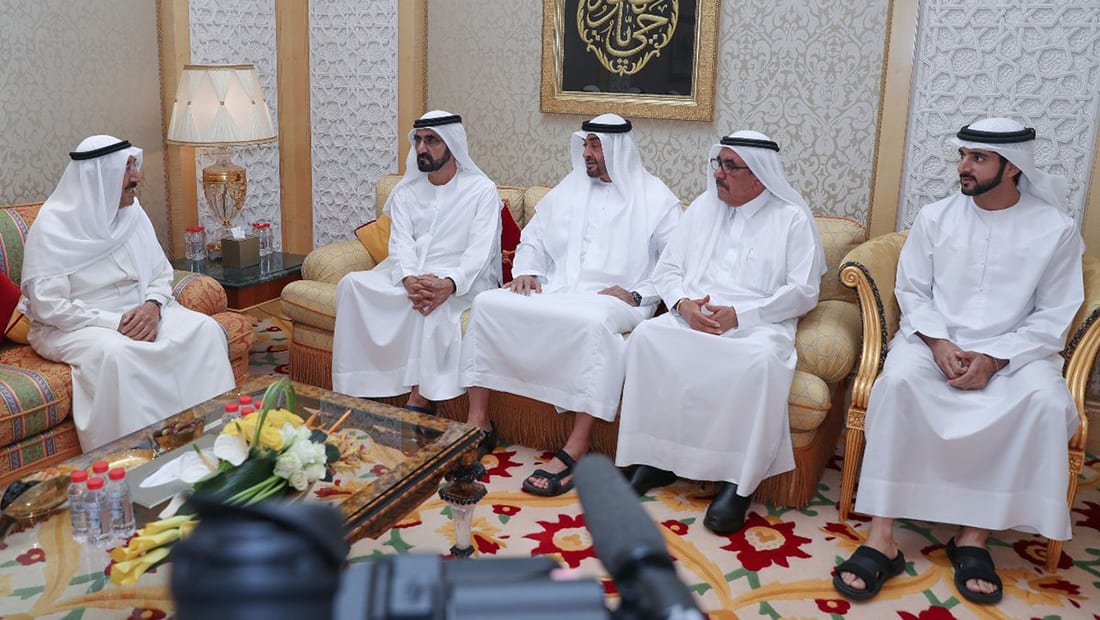 أمير الكويت يصل قطر بعد زيارة الإمارات والسعودية 