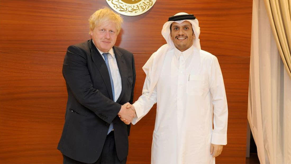 وزير خارجية بريطانيا يدعو لإنهاء مقاطعة قطر.. ويرحب بتصريحات الأمير تميم