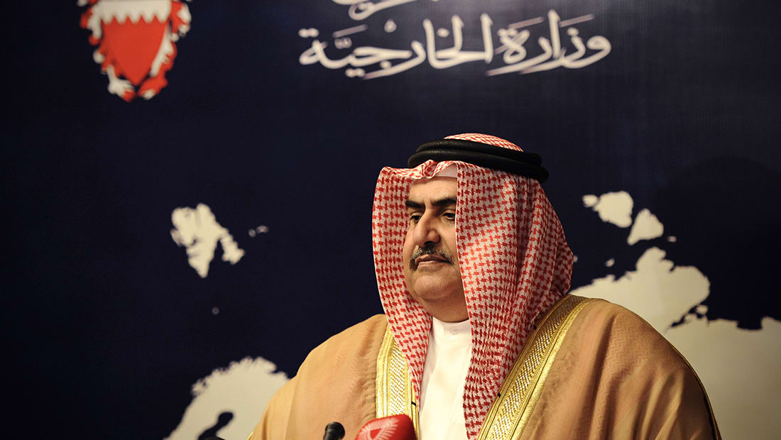 وزير خارجية البحرين: المتعاطف مع إرهابيي العوامية والبحرين والعراق واحد