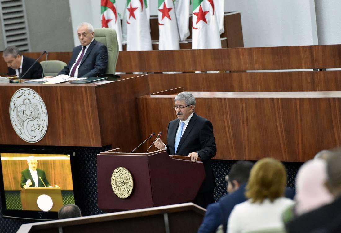 رغم المعارضة "المتشنجة".. البرلمان الجزائري يصادق على برنامج عمل الحكومة