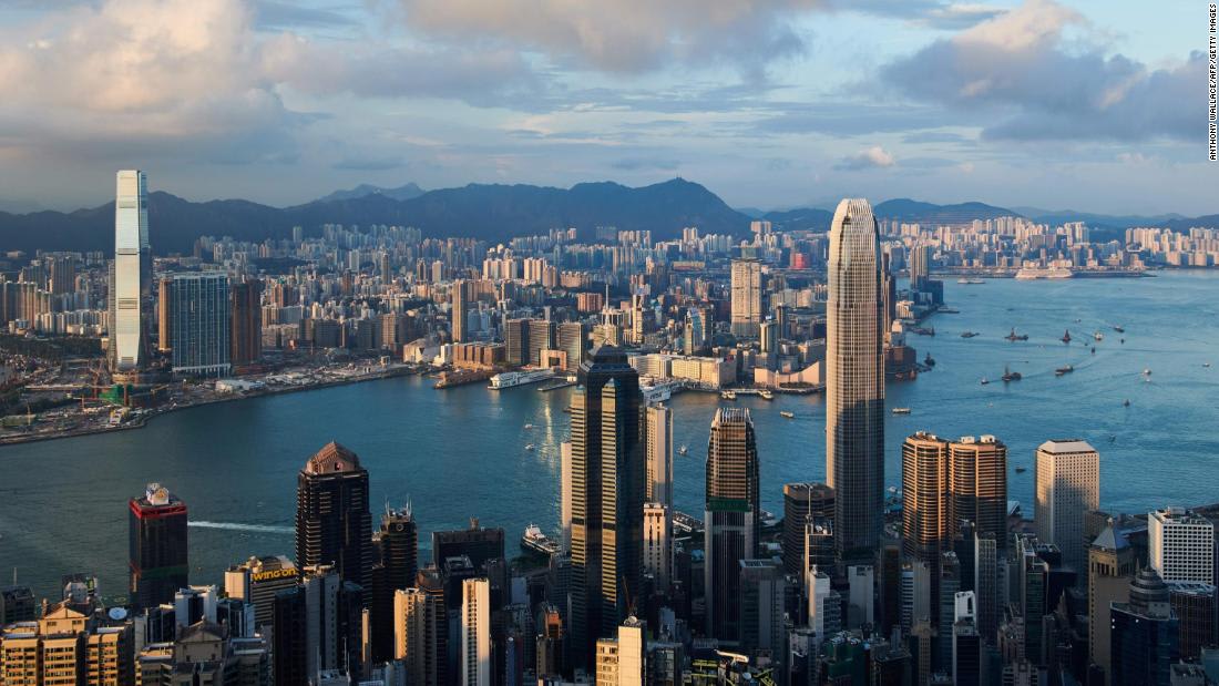 كم بلغت قيمة أكبر صفقة عقارية بهونغ كونغ؟ 