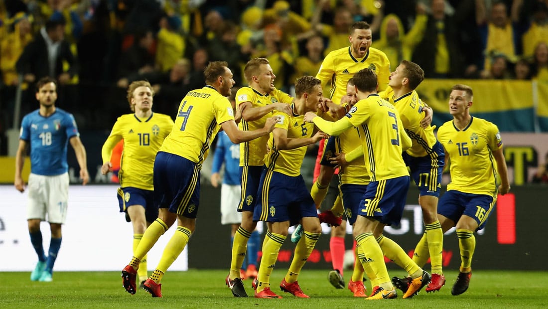 السويد تهزم إيطاليا وتعقد مهمة تأهلها إلى كأس العالم 2018 في روسيا 