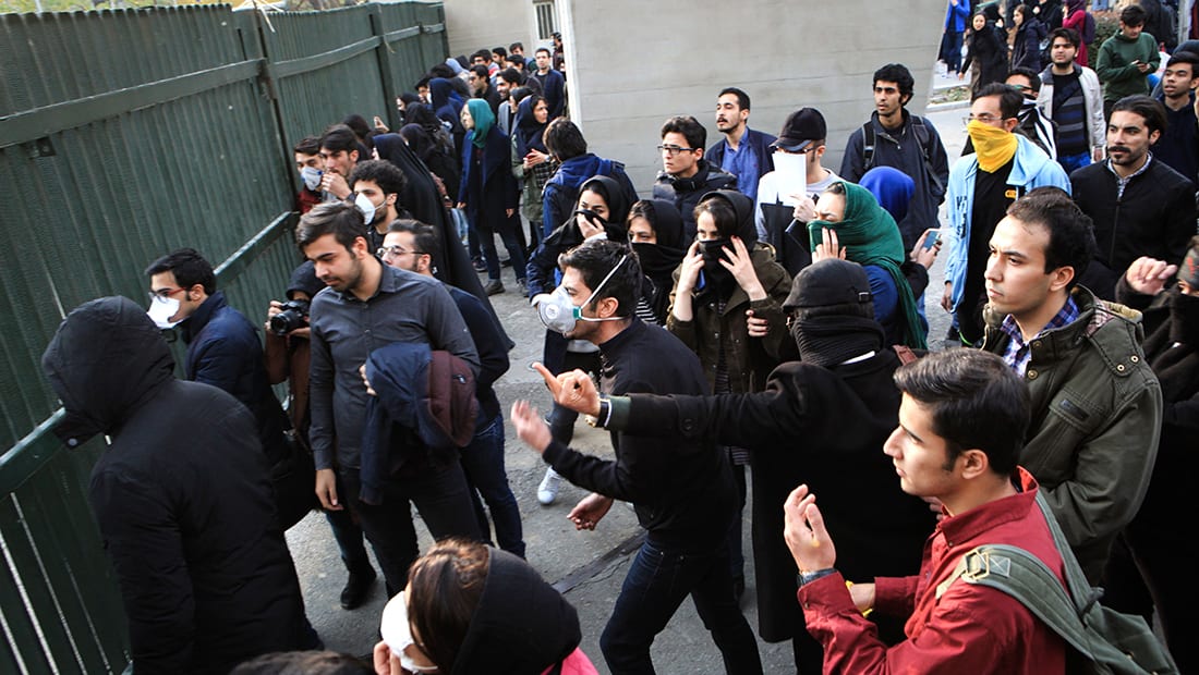 رئيس الدفاع المدني بإيران: 3 أضلع للاحتجاجات الأخيرة أحدها تلغرام