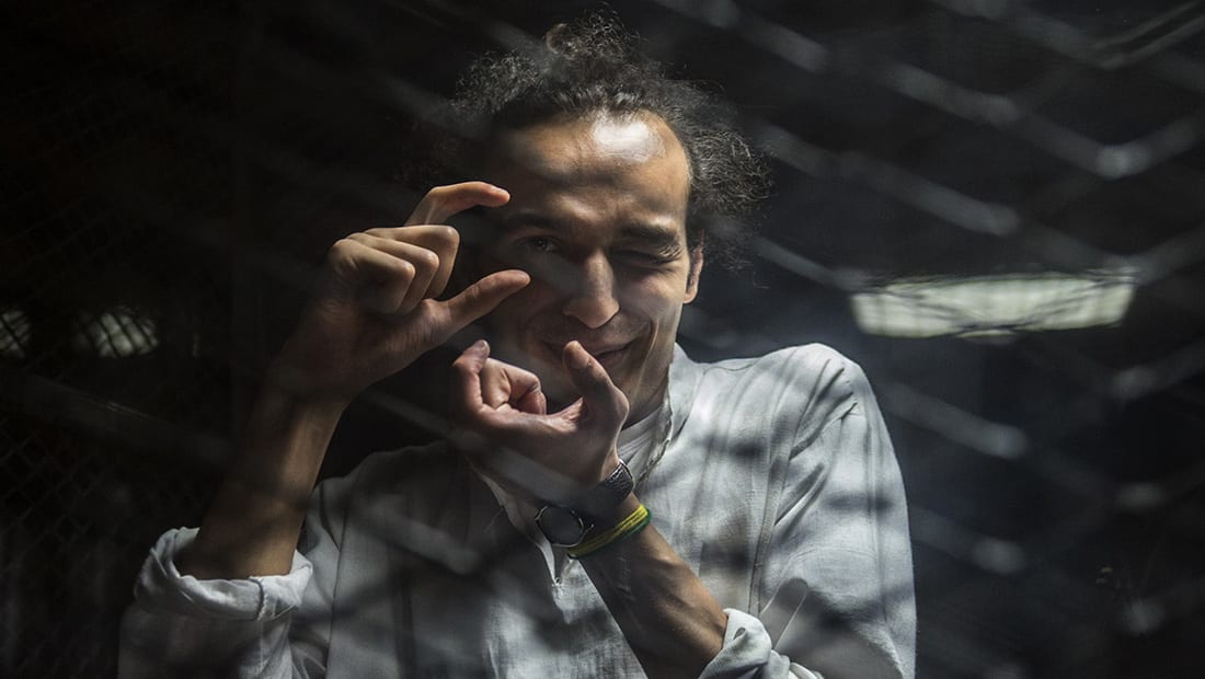 شوكان خلف القضبان.. اليونسكو تمنحه جائزة حرية الصحافة ومصر تشير إلى قطر