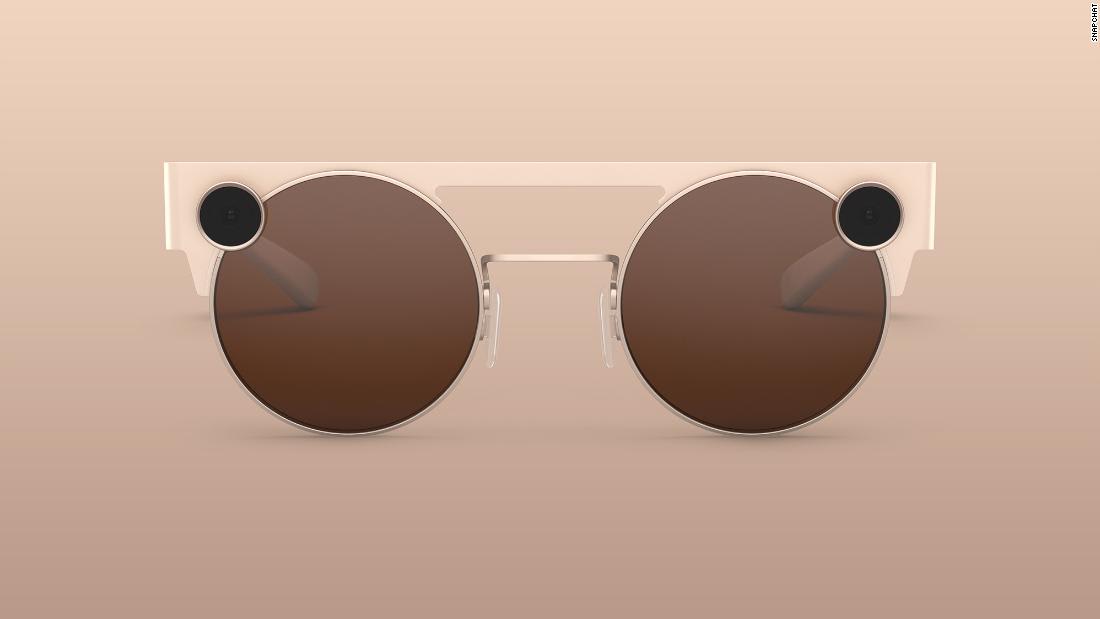 سناب تشات تعلن عن نظارات ذكية جديدة تعمل بالواقع المعزز.. ما سعرها؟