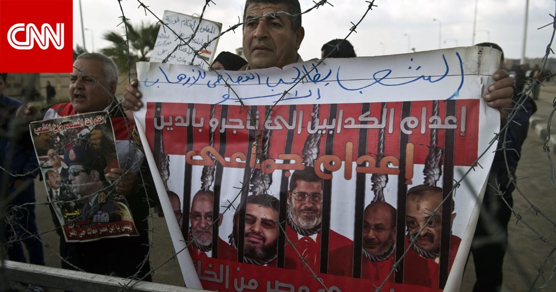 مصر.. إحالة بديع و21 "إخوانياً" بقضيتي "غرفة عمليات رابعة" و"خلية الردع مصر.. إحالة بديع و21 "إخوانياً" بقضيتي "غرفة عمليات رابعة" و"خلية الردع