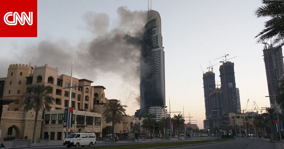 Дубайский кошмар видео. Даунтаун Бурдж Дубай пожар. Address Downtown Dubai пожар. Пожар в Дубае небоскреб. Пожар в Дубай Молл.