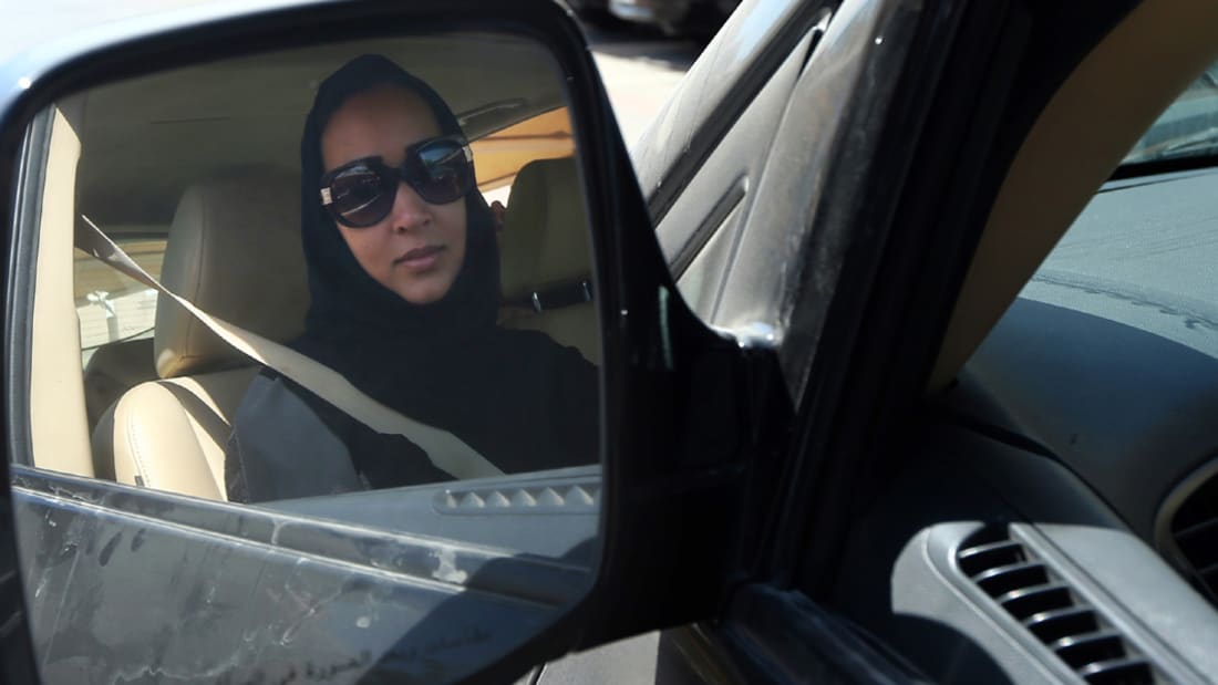 في حوار عاصف على CNN: عدم قيادة المرأة السيارة أمر يمثل السعودية وليس الإسلام... كفى تعميما