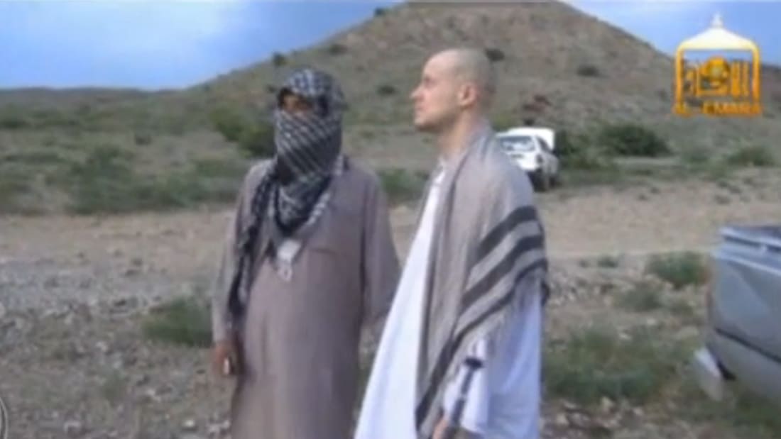 فيديو تسليم طالبان الجندي "بيرغدال" للقوات الأمريكية
