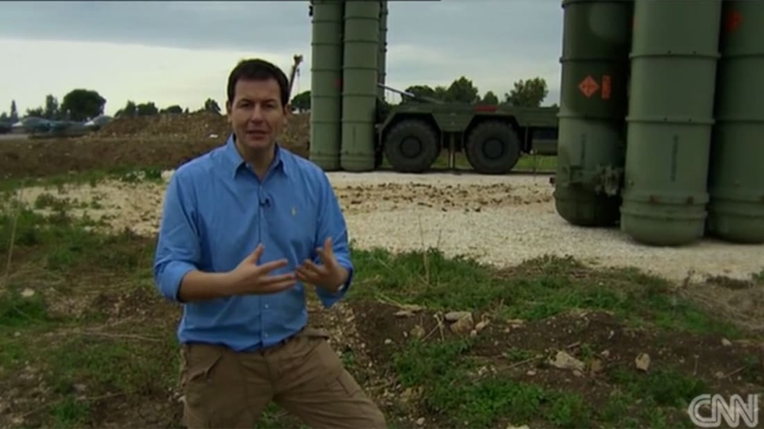 شاهد: CNN في قاعدة حميميم الحربية الروسية في سوريا.. بصلاحية دخول محدودة 