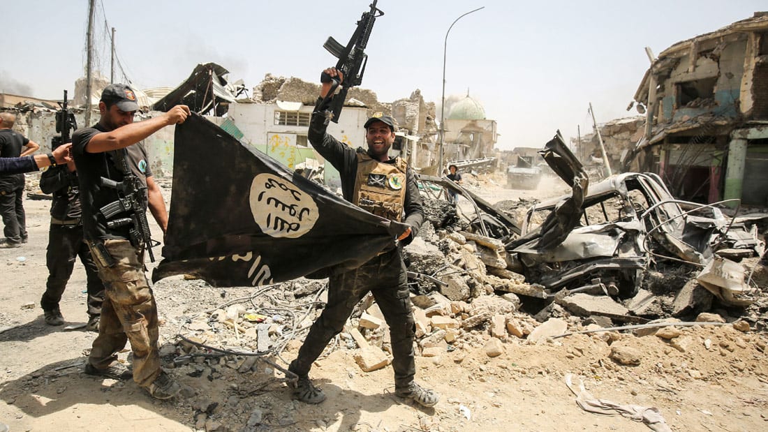كاميرا CNN توثق معاناة مدنيين هربوا من داعش بالموصل