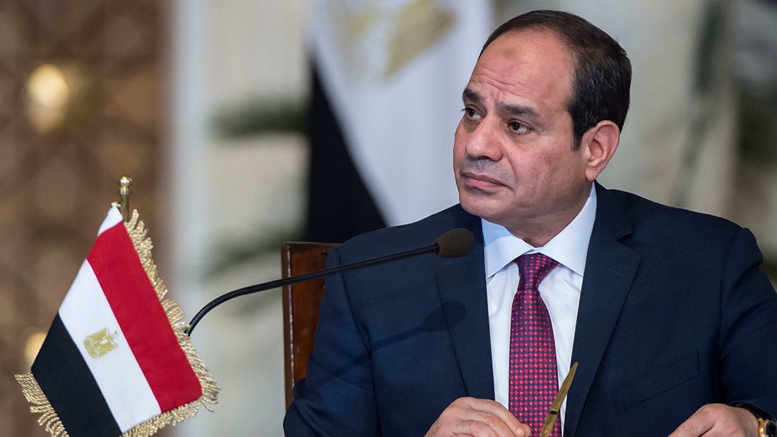 شاهد.. “احتفالات وأغاني” عند محطات التصويت للرئاسة في مصر