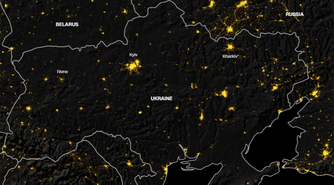 صور ليلية لأوكرانيا قبل وبعد غزو روسيا.. ما تظهره الأقمار الصناعية؟