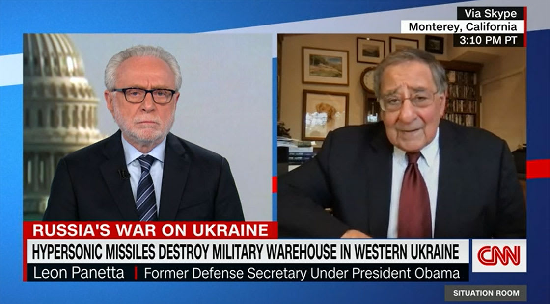 وزير دفاع أمريكا الأسبق لـCNN: بوتين ليس قلقا ويقوم بالتصعيد بأوكرانيا