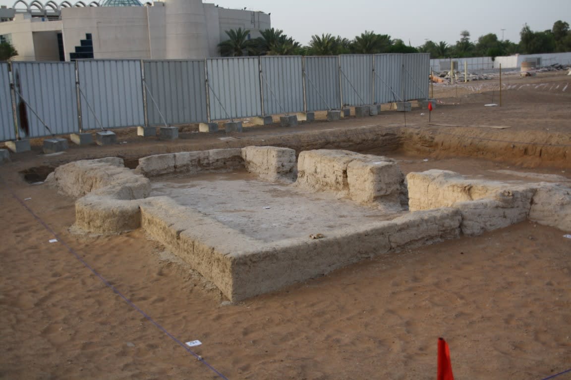 اكتشاف أقدم مسجد في الإمارات يعود تاريخه إلى 1000 عام