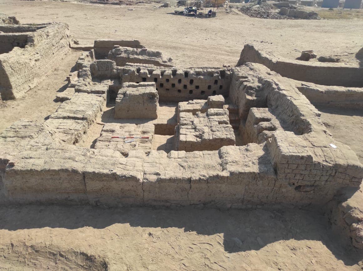 تعود للعصر الروماني.. مصر تكشف عن أول مدينة سكنية كاملة بشرق الأقصر