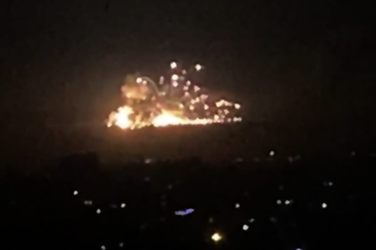 سانا: طائرات إسرائيلية هاجمت قاعدة جوية سورية.. ودفاعاتنا الجوية تصدت لصواريخ
