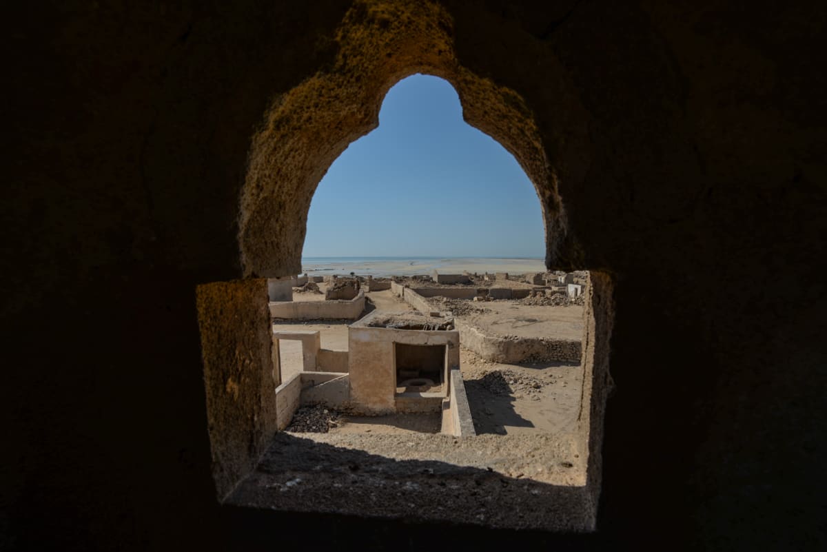 يمكنك زيارتها حتى الآن.. تعرف إلى واحدة من "مدن الأشباح" التاريخية في قطر