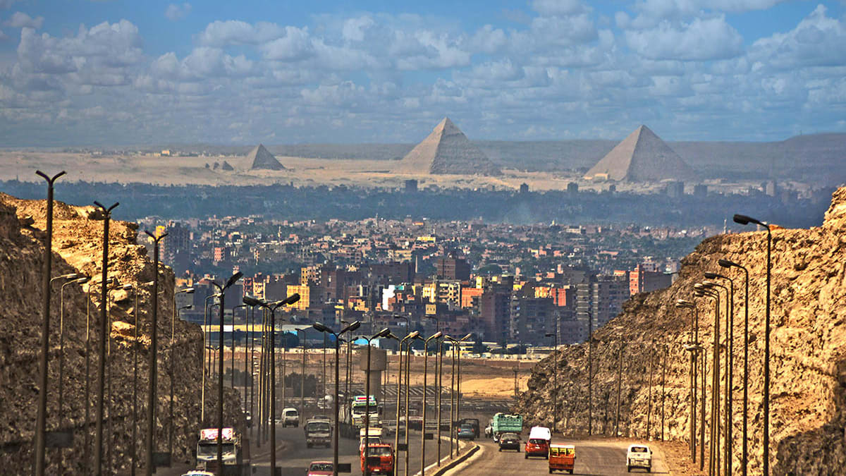 مصر تفتح هرم سنفرو المائل للزوار لأول مرة منذ عام 1965