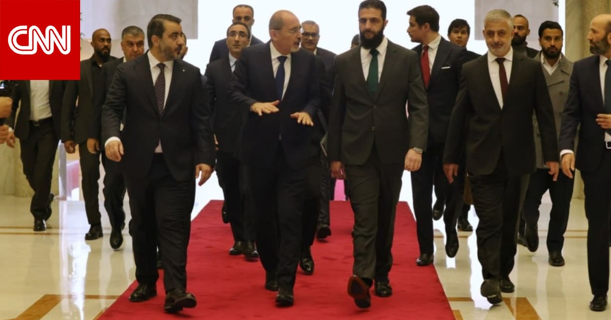 عمّان تدشن أولى تحركاتها الدبلوماسية "العلنية" نحو دمشق وسط مخاوف من تمدد "إسرائيلي" والإرهاب