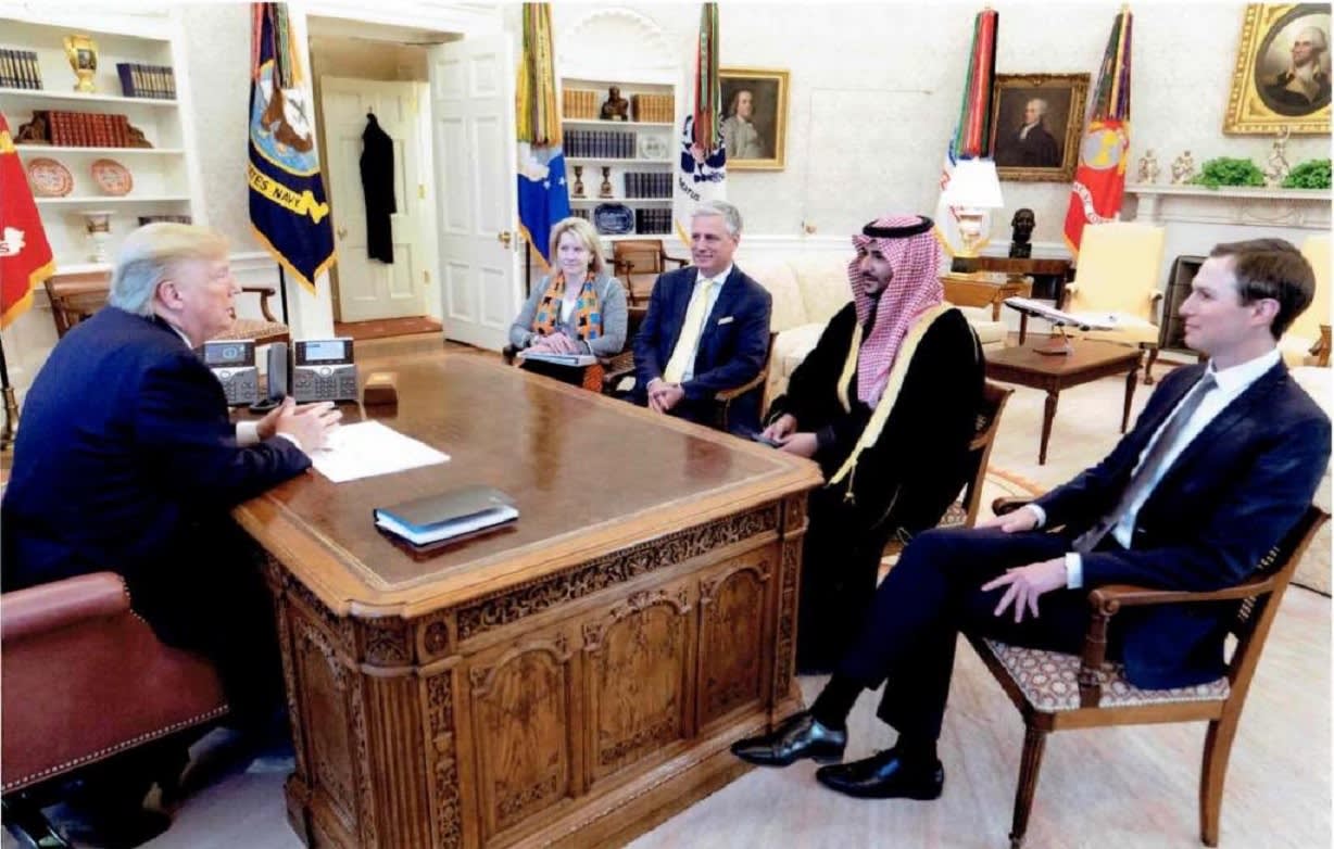 انتقادات لعدم إعلان البيت البيض لقاء ترامب بنائب وزير الدفاع السعودي