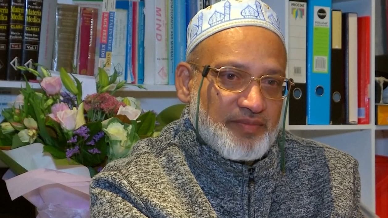 ناج مقعد فقد زوجته بمذبحة المسجدين في نيوزيلندا: أسامح المهاجم