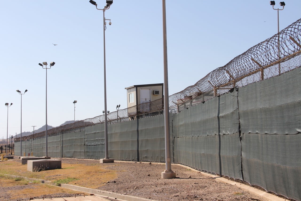 البنتاغون يعلن عن نقل أول سجين من غوانتانامو إلى السعودية