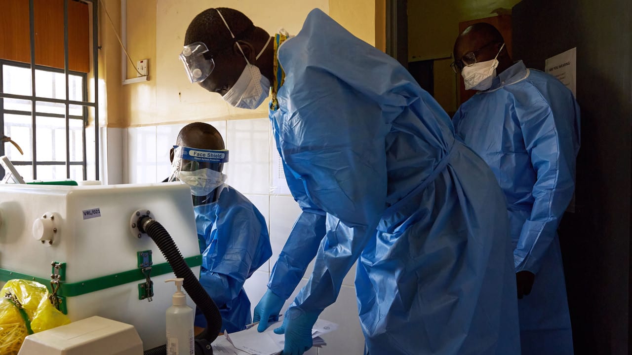 جنوب السودان لديها 4 فقط..العالم يتدافع للحصول على أجهزة تنفس اصطناعي خلال جائحة فيروس كورونا
