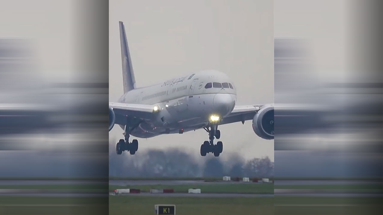 طيران السعودية ينشر فيديو "أجمل هبوط في العالم" باليوم العالمي للطيارين